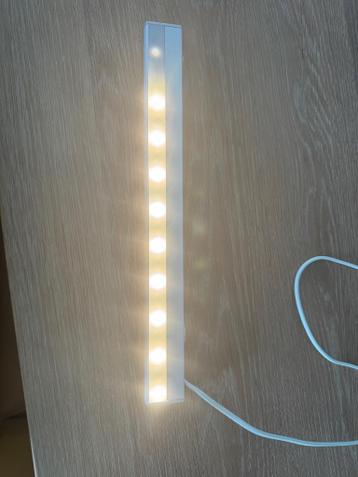 Ikea led onderbouwverlichting - afbeelding 2 Ikea led onderbouwverlichting - afbeelding 2