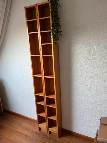 Twee Billy cd kasten van Ikea - afbeelding 3 Twee Billy cd kasten van Ikea - afbeelding 3