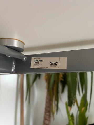 Ikea Galant Bureau Tafel - Uniek Design! - afbeelding 10 Ikea Galant Bureau Tafel - Uniek Design! - afbeelding 10