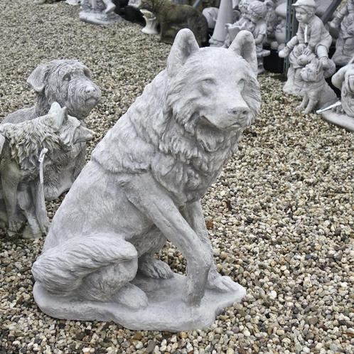 Wolf van beton tuinbeeld hond wolven, Tuin en Terras, Tuinbeelden, Nieuw, Dierenbeeld, Beton, Ophalen
