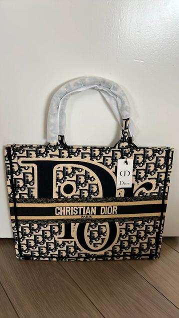 Dior Book Tote. Nieuw. 