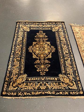 Perzisch tapijt 2 stuks 