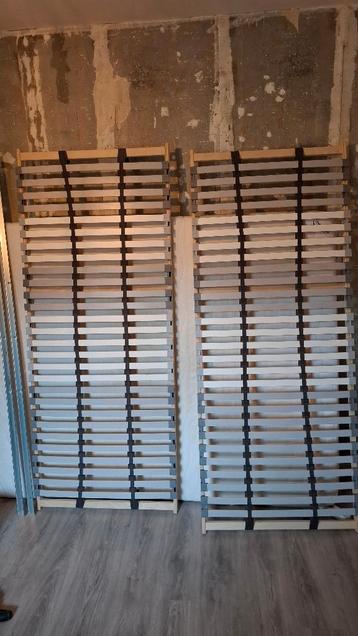 Bed zwartbruin Ikea Malm 160x200 - afbeelding 5 Bed zwartbruin Ikea Malm 160x200 - afbeelding 5