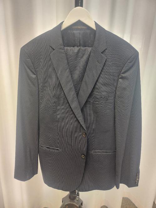 Hugo Boss Selection Kostuum Blauw Wit Gestreept Maat 54, Kleding | Heren, Kostuums en Colberts, Zo goed als nieuw, Maat 52/54 (L)