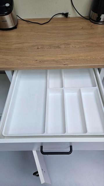 Ikea Knoxhult Keuken - Complete Basis - afbeelding 3 Ikea Knoxhult Keuken - Complete Basis - afbeelding 3