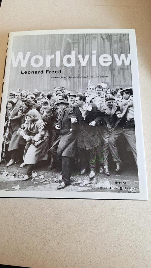 worldview - leonard freed fotoboek incl persbericht en uitn., Boeken, Kunst en Cultuur | Fotografie en Design, Zo goed als nieuw
