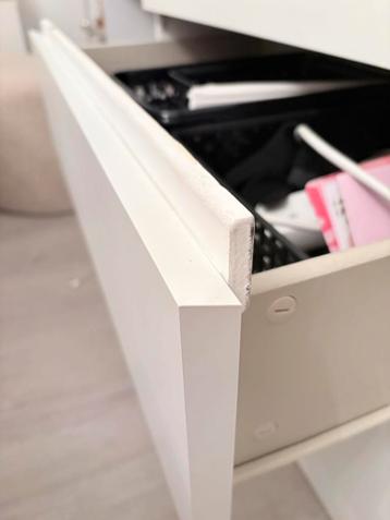 Ikea Malm ladekast met 4 lades - afbeelding 2 Ikea Malm ladekast met 4 lades - afbeelding 2