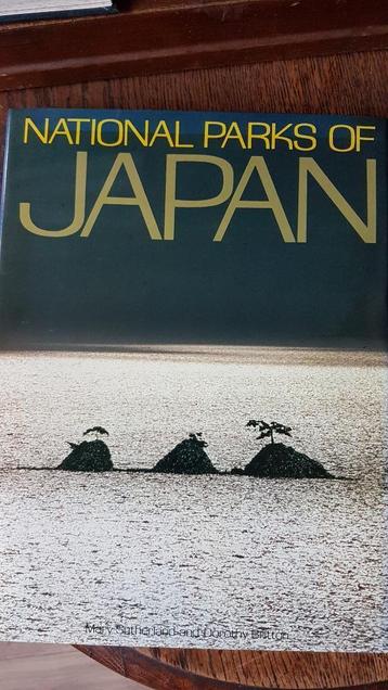 National Parks of Japan./Sutherland, Mary; Dorothy Britton.