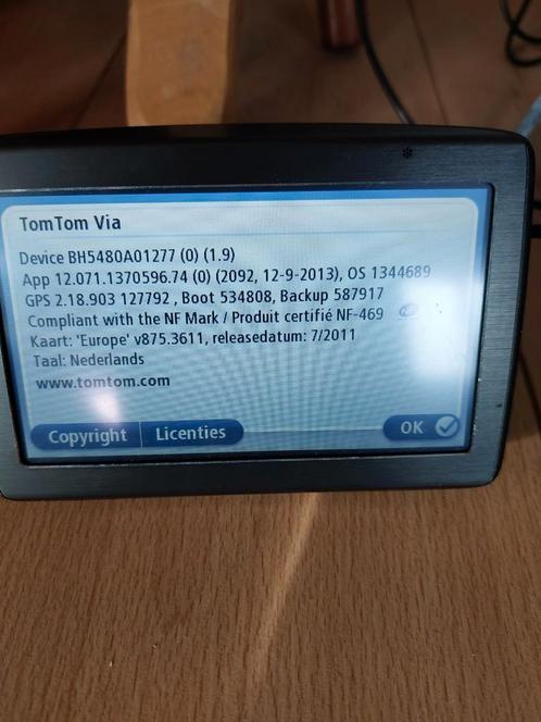 TomTom Via, Auto diversen, Autonavigatie, Gebruikt, Ophalen of Verzenden