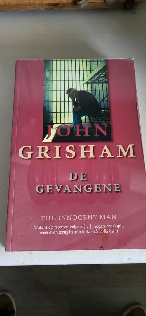 John Grisham - De gevangene, Boeken, Thrillers, Zo goed als nieuw, Ophalen of Verzenden