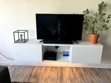 IKEA BESTA tv-meubel wit - afbeelding 1 IKEA BESTA tv-meubel wit - afbeelding 1