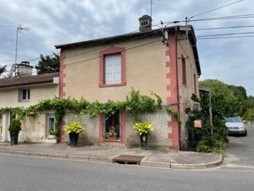 Te koop mooi huis aan rivier in Vogezen Frankrijk 