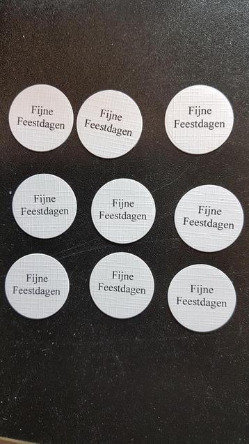 nr.228 = rond labeltje Fijne Fesstdagen