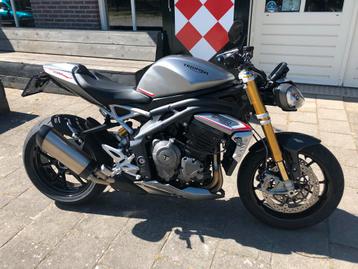 Triumph SPEED TRIPLE 1200 RS ABS (bj 2021)