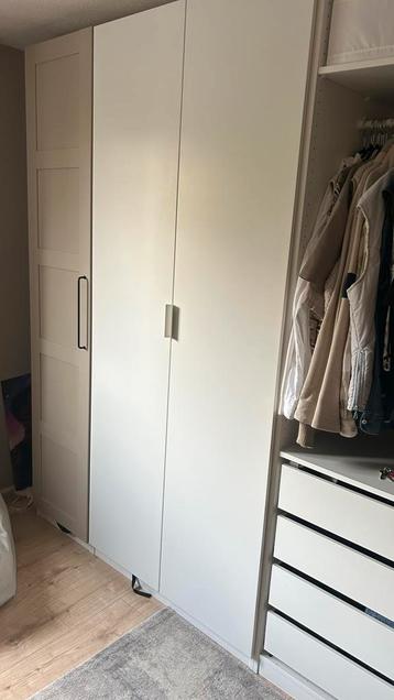 2 IKEA Pax Deuren 240cm incl. Handgrepen - afbeelding 1 2 IKEA Pax Deuren 240cm incl. Handgrepen - afbeelding 1