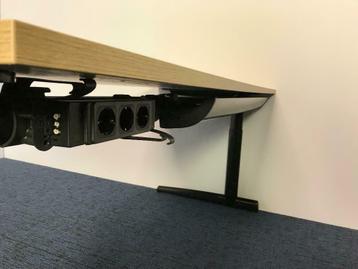 Grote partij Ahrend 500 bureaus, refurbished met nieuw blad - afbeelding 5 Grote partij Ahrend 500 bureaus, refurbished met nieuw blad - afbeelding 5