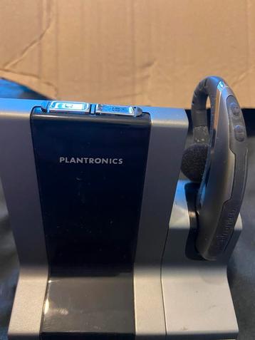 Plantronics Office W01/A Wireless headset + doc + charger