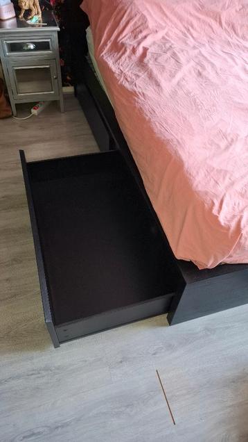 Bed zwartbruin Ikea Malm 160x200 - afbeelding 3 Bed zwartbruin Ikea Malm 160x200 - afbeelding 3