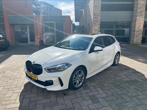 BMW 1-Serie (f40) 118i 140pk Aut 2020 Wit, Auto's, BMW, Particulier, 1-Serie, ABS, Achteruitrijcamera, Adaptieve lichten, Adaptive Cruise Control