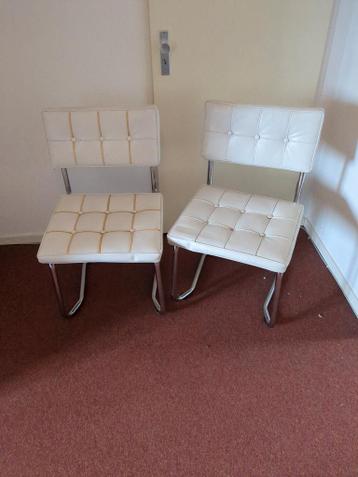 5 Witte Eetkamerstoelen - Gebruikt