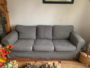 Ektorp 3-zitsbank - Grijze hoes, heel goede staat - afbeelding 6 Ektorp 3-zitsbank - Grijze hoes, heel goede staat - afbeelding 6
