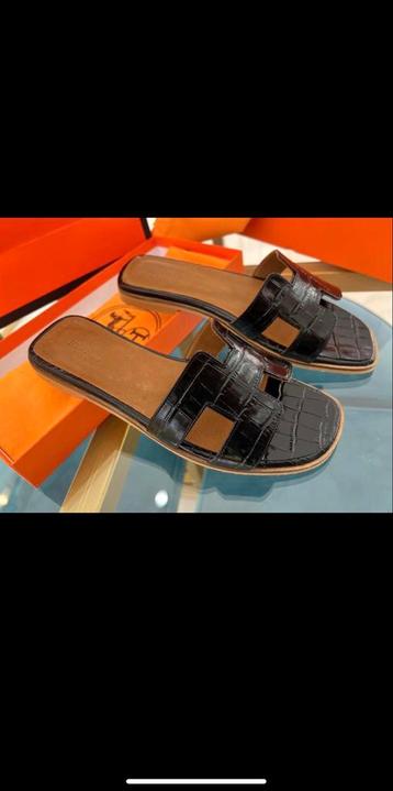 Hermes Slippers ( voor de dames )