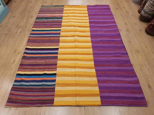 Prachtige handgeweven oosterse patchwork kelim 240x166, Huis en Inrichting, Stoffering | Tapijten en Kleden, Nieuw, 150 tot 200 cm