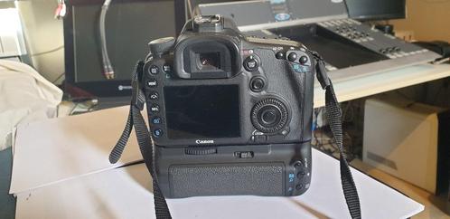 Canon EOS 7D, batterygrip,Flitser, CF Cards, rugtas, statief, Audio, Tv en Foto, Fotocamera's Digitaal, Zo goed als nieuw, Spiegelreflex