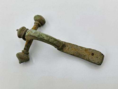 5081 - 4e - 5e eeuw - Bodemvondst Romeinse militaire fibula, Antiek en Kunst, Antiek | Overige Antiek, Ophalen of Verzenden