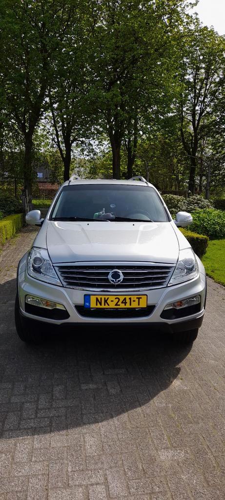 Ssangyong Rexton 200 E - XDI - sapph AUT 2014 Grijs 7 pers, Auto's, SsangYong, Particulier, Rexton, 4x4, ABS, Achteruitrijcamera