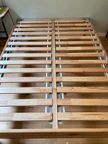 Houten bedframe IKEA matrasbodem Lyngör - afbeelding 4 Houten bedframe IKEA matrasbodem Lyngör - afbeelding 4