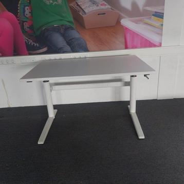 Palmberg bureau met slinger en kabelgoot 120x80 cm, 20stuks - afbeelding 3 Palmberg bureau met slinger en kabelgoot 120x80 cm, 20stuks - afbeelding 3