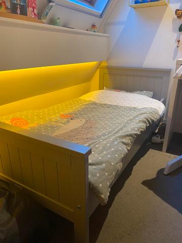 Coming Kids bed 150 bij 70 inclusief schoon matras