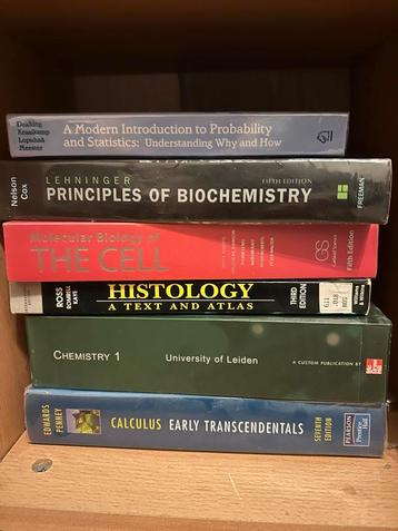 Studieboeken farmaceutisch/scheikunde/biologie