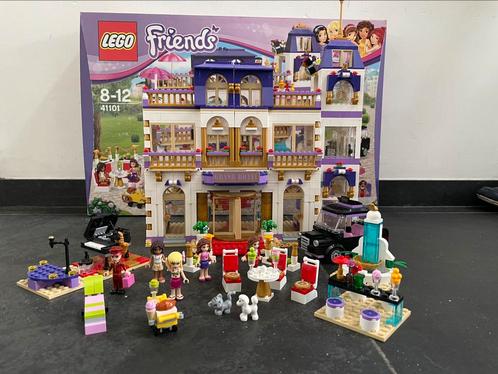 Lego Friends Heartlake Hotel 41101 met doos en boekjes., Kinderen en Baby's, Speelgoed | Duplo en Lego, Zo goed als nieuw, Ophalen of Verzenden