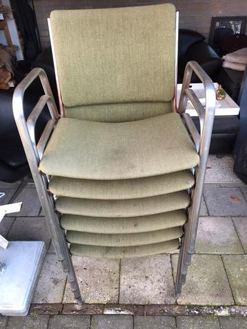 Groene stoelen voor binnen of buiten