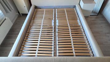 Tweepersoonsbed met elektrische lattenbodems - afbeelding 4 Tweepersoonsbed met elektrische lattenbodems - afbeelding 4