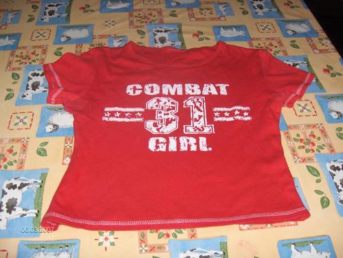 Kort rood katoenen college Combat Girl print shirt 164 prima, Kinderen en Baby's, Kinderkleding | Maat 164, Gebruikt, Meisje, Shirt of Longsleeve