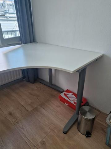 Ikea Galant bureau, groot, hoekbureau - afbeelding 2 Ikea Galant bureau, groot, hoekbureau - afbeelding 2
