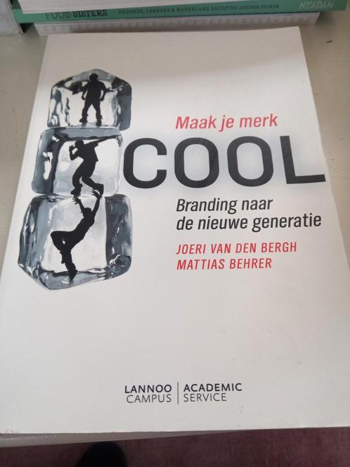 Mattias Behrer - Maak je merk cool, Boeken, Economie, Management en Marketing, Zo goed als nieuw, Ophalen of Verzenden