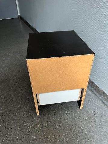 Malm (IKEA) Nachtkastje - 45x55cm - Bruin - afbeelding 4 Malm (IKEA) Nachtkastje - 45x55cm - Bruin - afbeelding 4