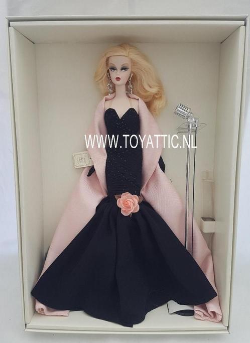 Barbie Silkstone stunning in the spotlight 50th anniversary, Verzamelen, Poppen, Nieuw, Fashion Doll, Ophalen of Verzenden