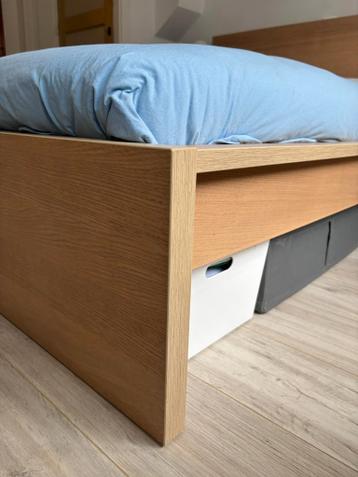 Ikea MALM tweepersoonsbed 140x200 eikenfineer - afbeelding 3 Ikea MALM tweepersoonsbed 140x200 eikenfineer - afbeelding 3