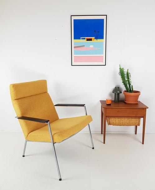 Harvink fauteuil geel chromen frame nieuw gestoffeerd, Huis en Inrichting, Fauteuils, Nieuw, Ophalen of Verzenden