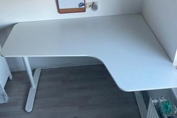 Ikea hoekbureau Bekant verstelbaar - afbeelding 4 Ikea hoekbureau Bekant verstelbaar - afbeelding 4
