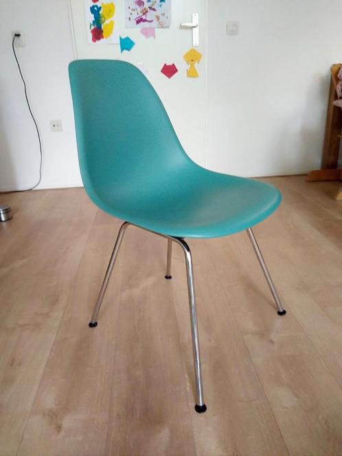 Groen/blauwe Vitra Eames Plastic DSX stoel, Huis en Inrichting, Stoelen, Zo goed als nieuw, Eén, Kunststof, Blauw, Ophalen