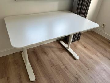 IKEA Bekant Bureau 120 x 80 - In Hoogte Verstelbaar - afbeelding 3 IKEA Bekant Bureau 120 x 80 - In Hoogte Verstelbaar - afbeelding 3