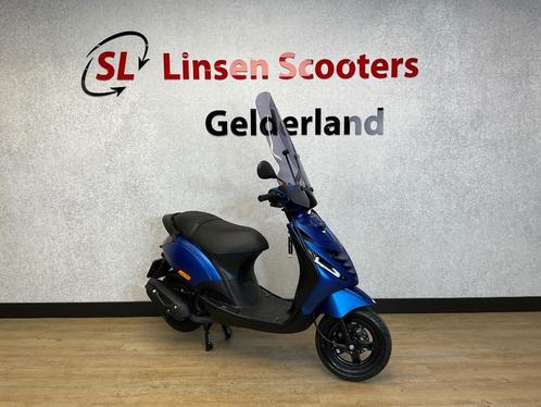 FULL OPTION Piaggio Zip SP 25 km/h Mat Blauw 2022 | 357 KM, Fietsen en Brommers, Snorfietsen en Snorscooters, Nieuw, Piaggio, Ophalen of Verzenden