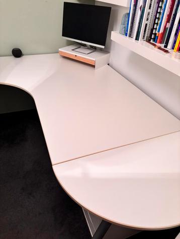 IKEA hoekbureau Galant wit - afbeelding 2 IKEA hoekbureau Galant wit - afbeelding 2