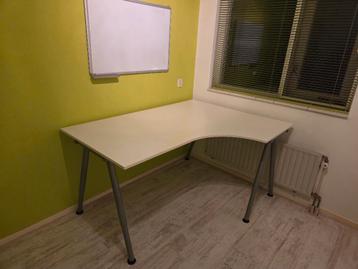 Bureau in hoogte verstelbaar - afbeelding 1 Bureau in hoogte verstelbaar - afbeelding 1